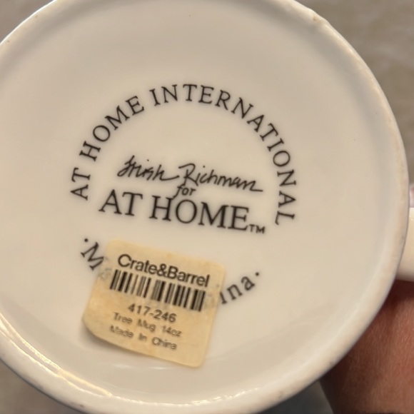 Set of 2 mugs from Crate & Barrel - Picture 3 of 4